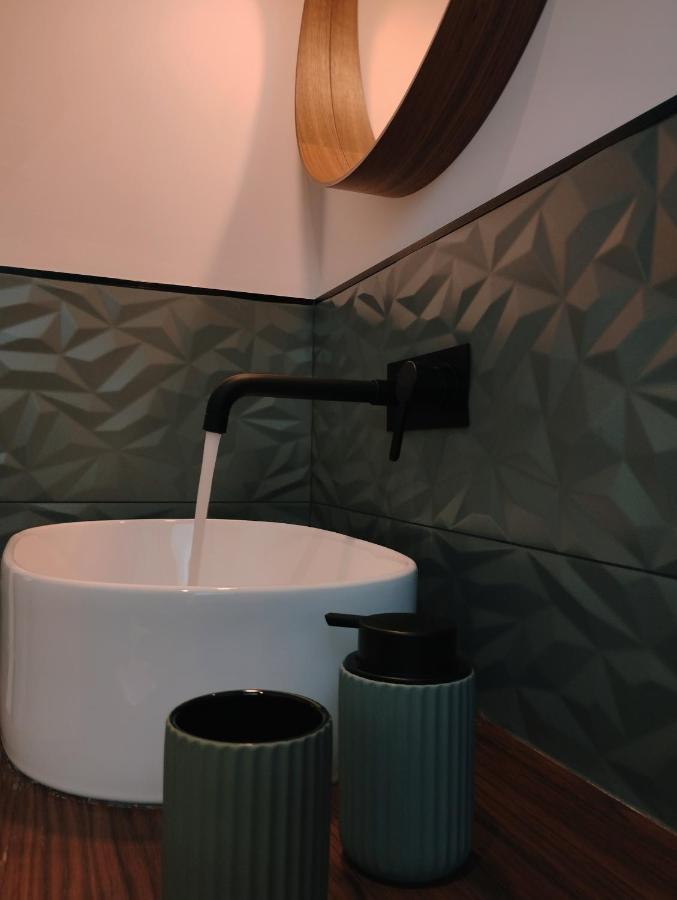 A casa di Twiggy Apartment Bologna Bagian luar foto